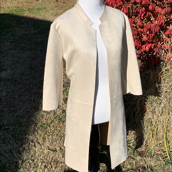 H&M Jackets & Blazers - NWOT H & M taupe faux suede open belted  coat 10
